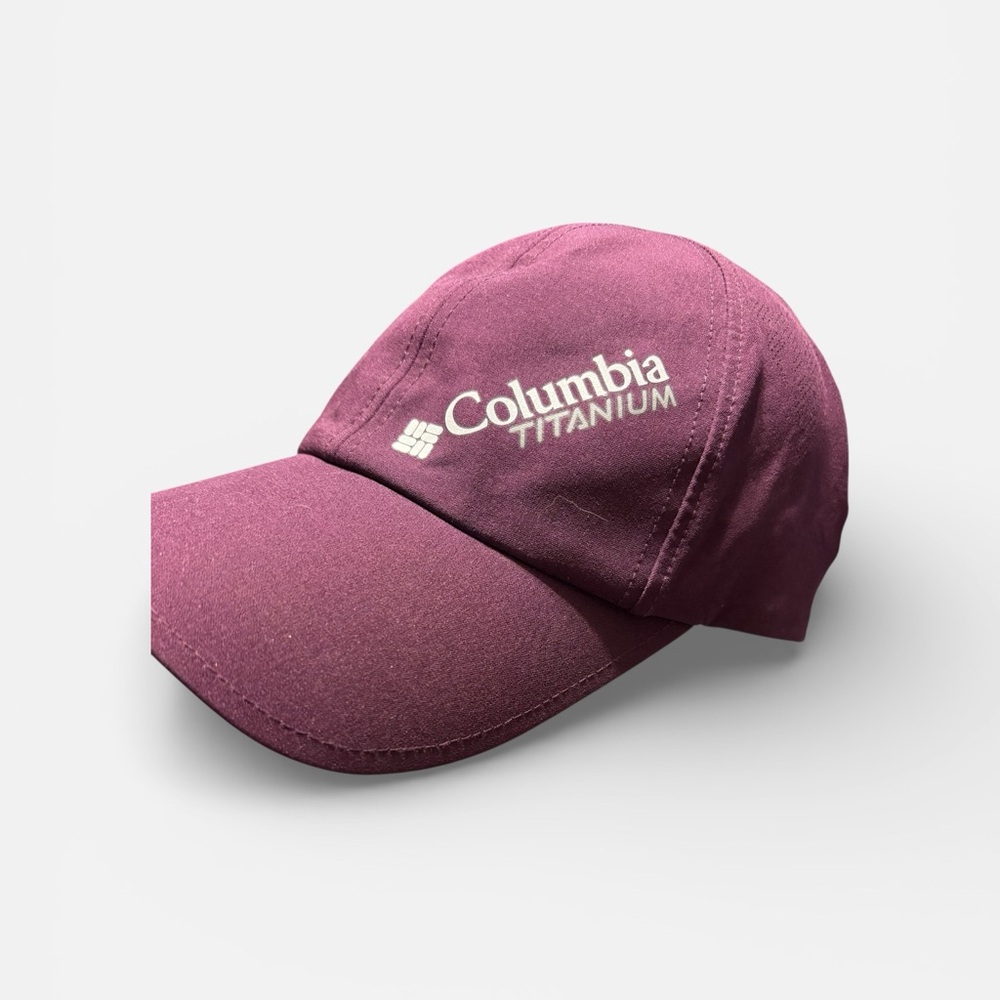 Columbia Titanium Maroon Cap